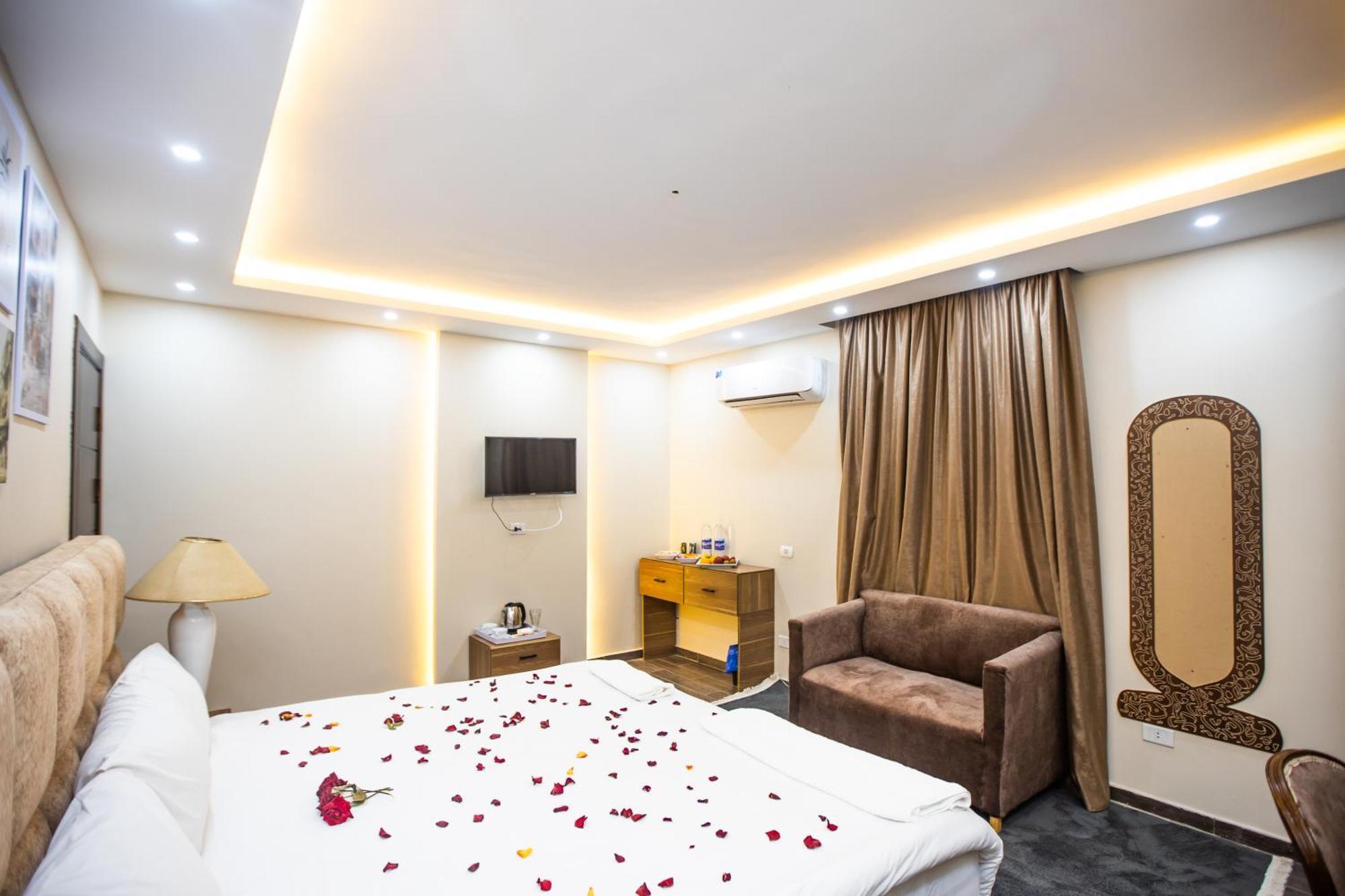 Comfort Giza Golden Al Kawm al Akhdar Exteriör bild